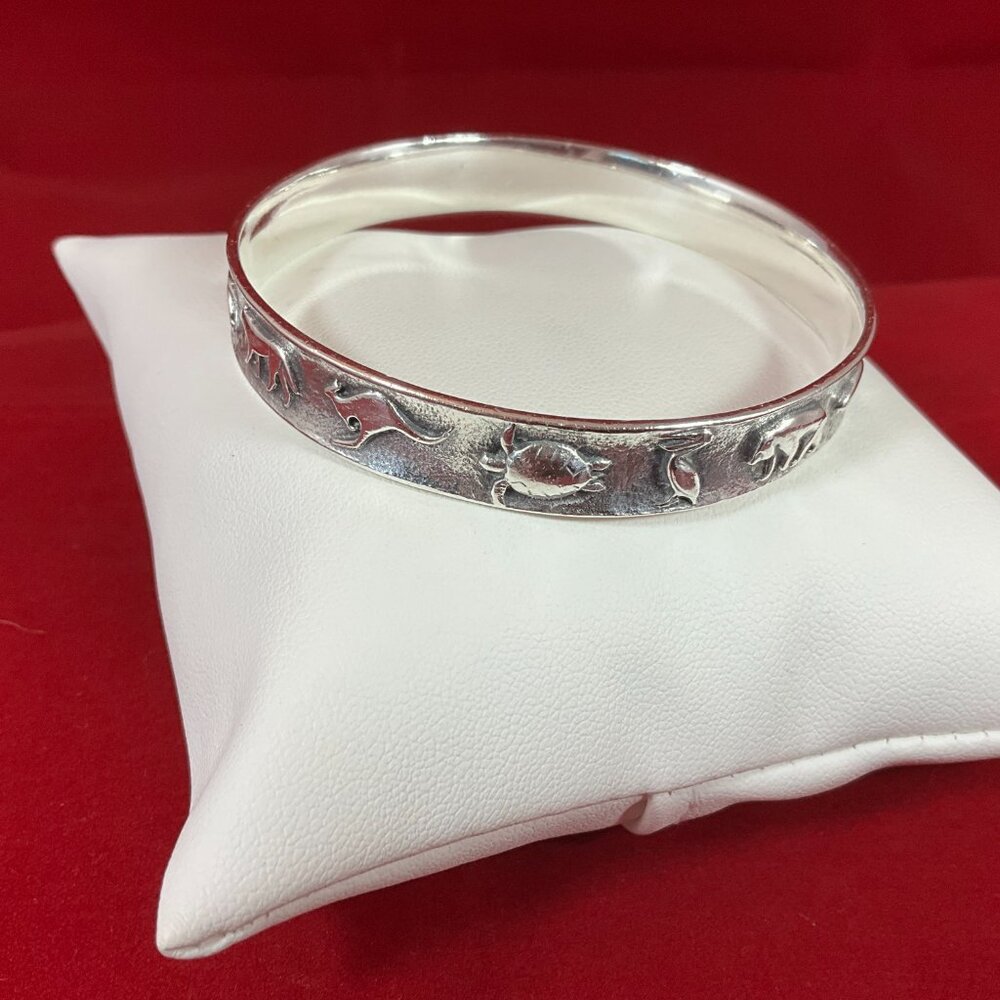 James Avery RETIRED Sterling Silver 925 Animal Parade Bangle Bracelet 2 1/2"